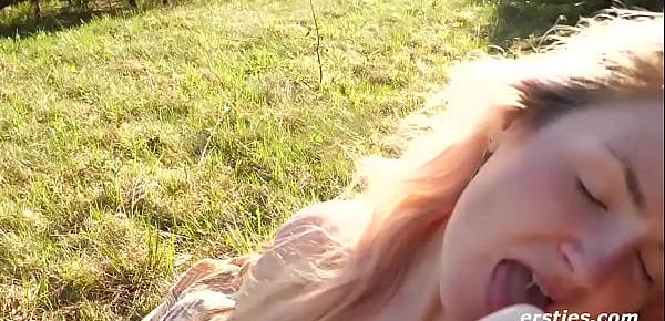  Sexy Amateur Lesbian Outdoor Love Making
